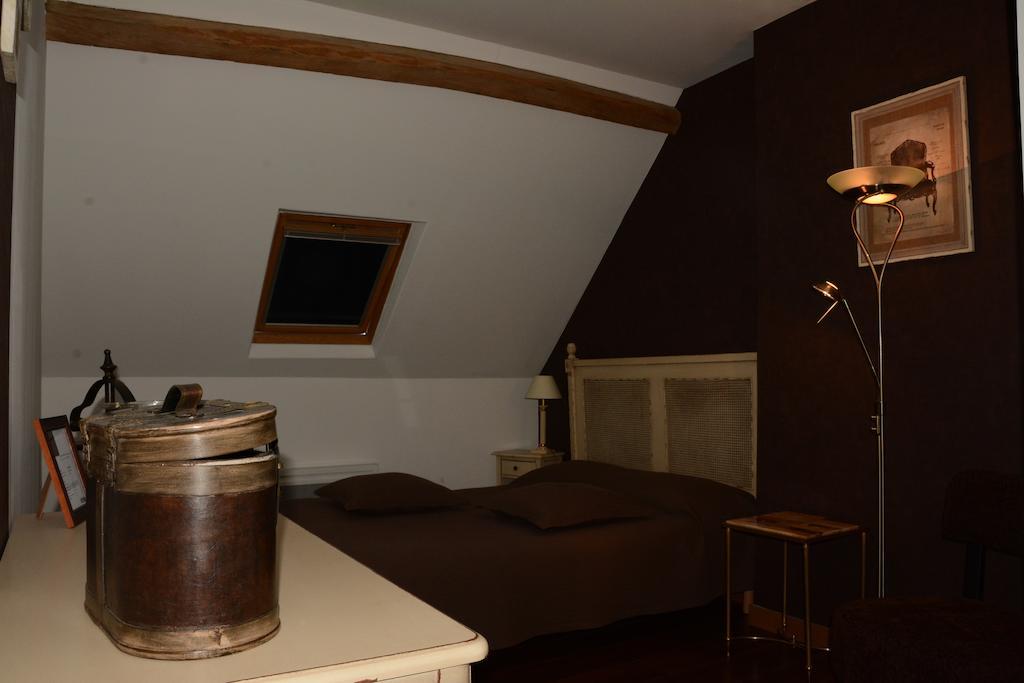 Bed and Breakfast L'Aubinoise Saint-Aubin-de-Luigne Екстер'єр фото
